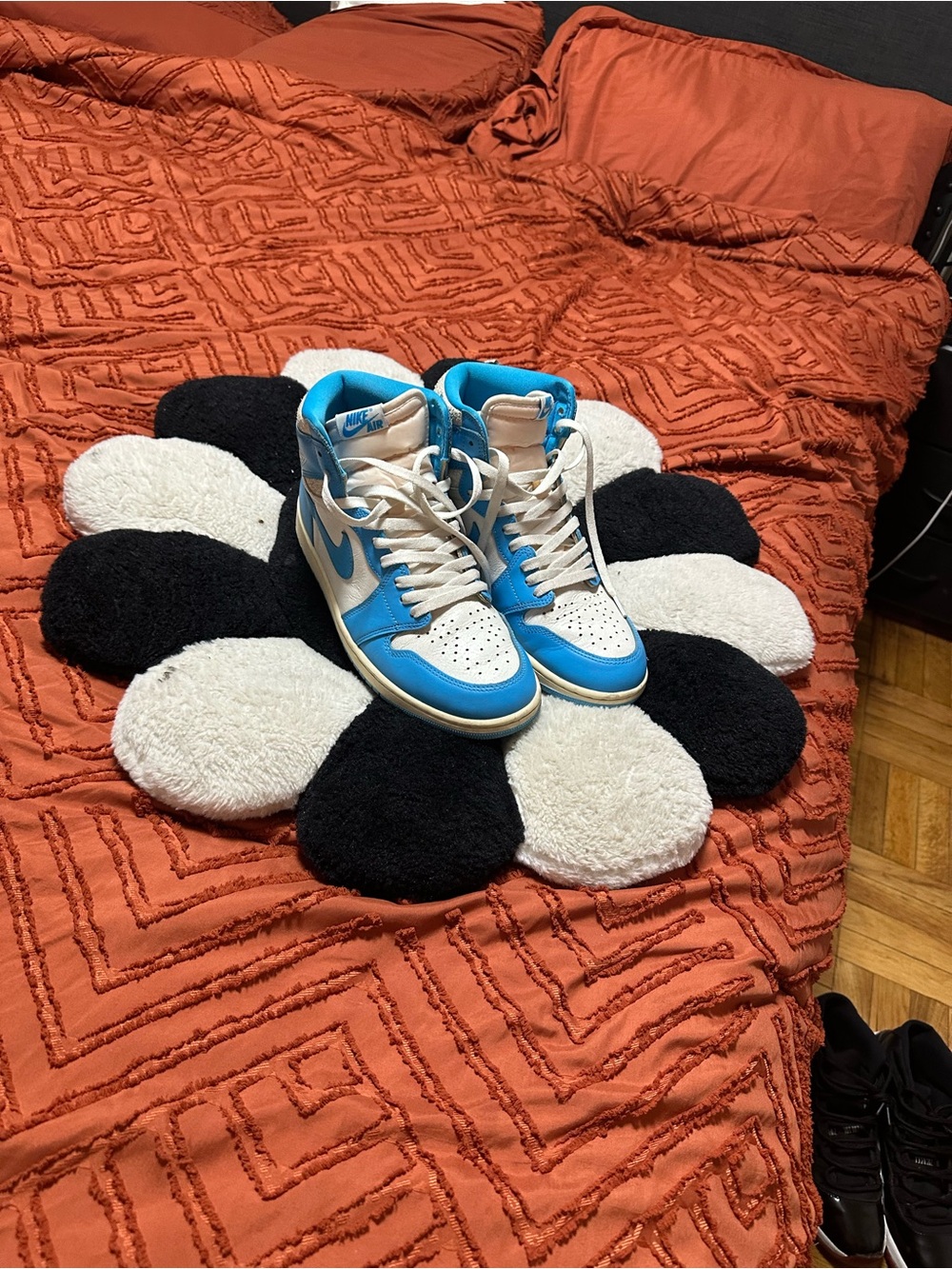 Nike men’s High-Top Sneakers in White and Bright Blue
